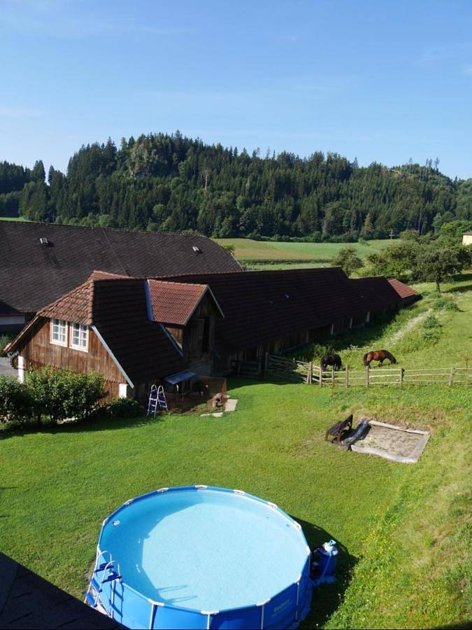 Ganze Wohnung, Two-Bedroom Apartment in Liebenfels, Mittelkärnten