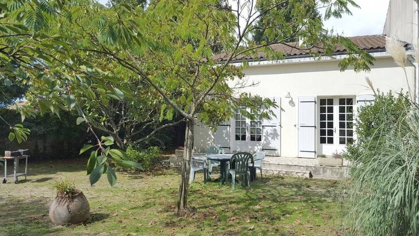 Location de vacances pour 4 personnes, avec jardin et vue à Saint-Xandre - 3