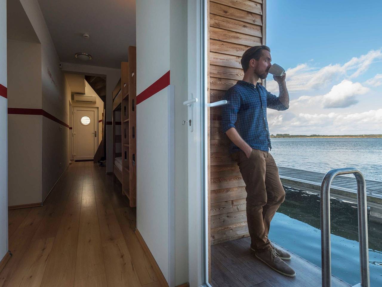 01. Floating Houses (95 m²) mit Kamin - Floating House 2 Wotig mit Kamin in Kröslin, Vorpommern Greifswald