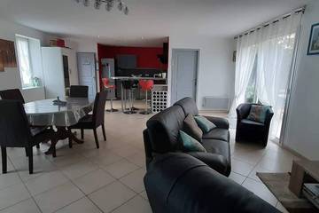 Gîte pour 4 personnes, avec terrasse dans Marennes-Hiers-Brouage