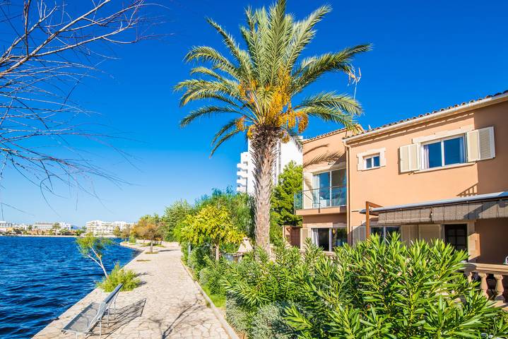 Ferienhaus für 3 Personen, mit Garten und Seeblick sowie Balkon - 1