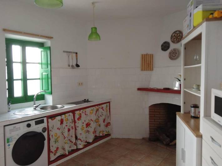 Apartamento para 2 personas, con terraza y vistas, Se admiten mascotas en Jabugo