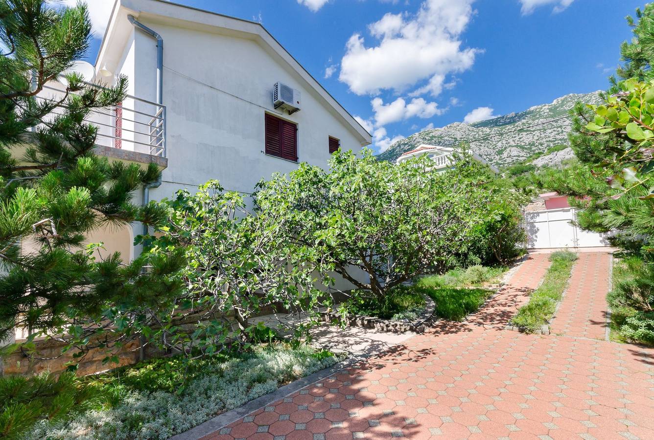 Geheel appartement, Apartments Mladen in Cesarica, Velebit Nature Park