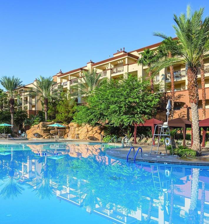 Hotel for 6 people, with pool and hot tub in Nevada