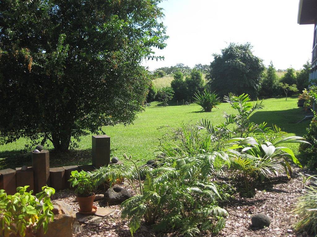 Ganze Wohnung, Schöne Gartenhaus, Hamakua Wasserfall Bezirk, 100% Solar in Nīnole, Hamakua
