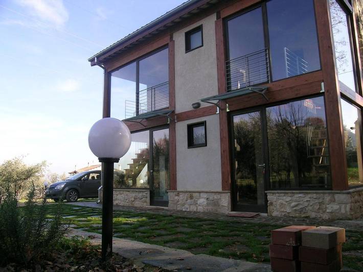 Agriturismo per 4 persone, con panorama e giardino in Provincia di Chieti