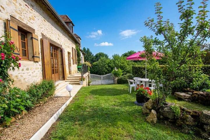 Gîte pour 6 personnes, avec Terrasse et Jardin