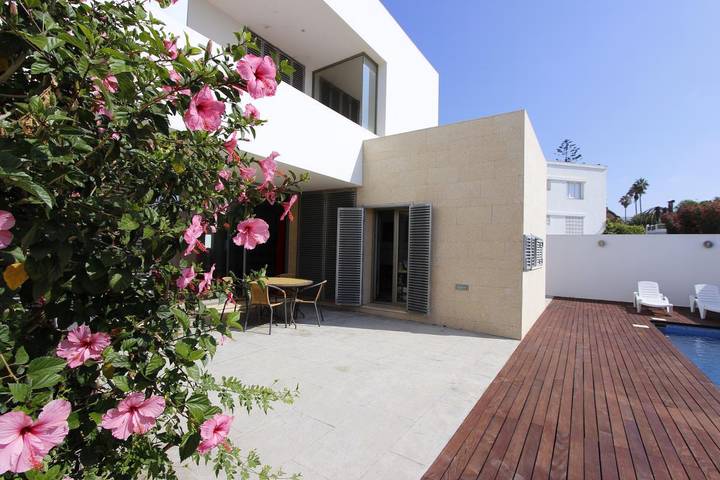 Apartamento para 6 personas, con Vistas al mar y Balcón además de Terraza y Piscina en La Fontanilla