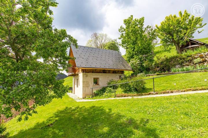 Le Grenier De Pierre in Entremont-le-Vieux, Chambéry region