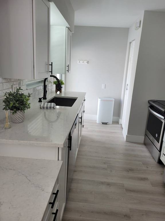 New Beach Retreat. less than 5min walk to the beach. in Fort Myers Beach, Estero Island