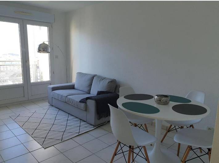 Gîte pour 8 personnes, avec Balcon et Vue dans Gare de Bordeaux Saint Jean