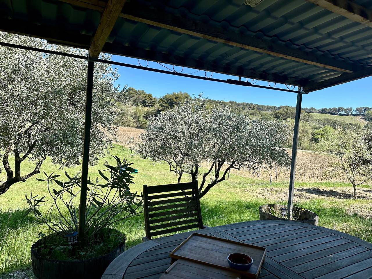 Mobil-home « Au Cœur des Vignes » avec terrasse partagée et climatisation in Visan, Enclave de Valreas