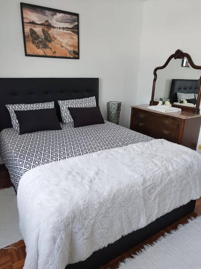 Ferienhaus für 6 Personen, mit Ausblick und Terrasse in Vila do Bispo - 4