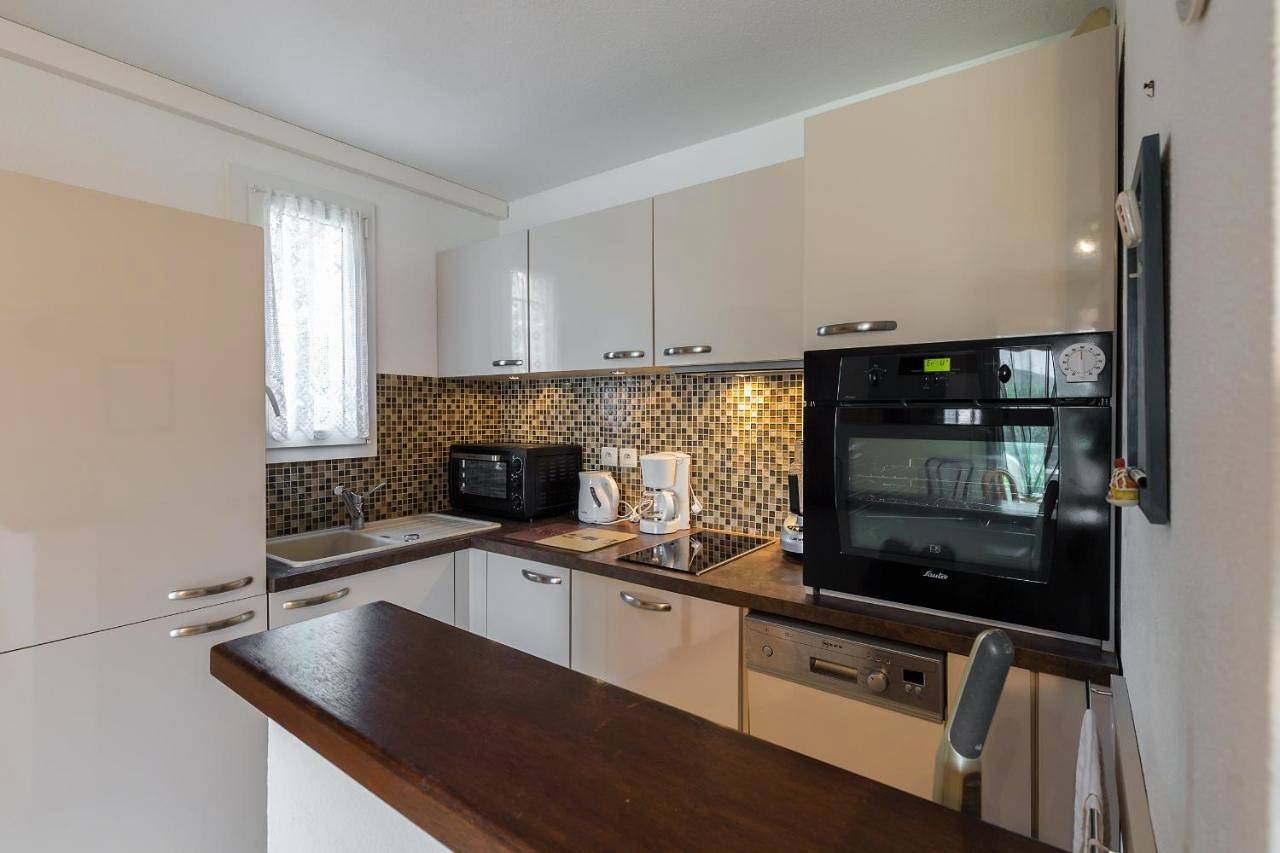 Appartement entier, Apartment with Sea View in Agay, Saint-Raphaël
