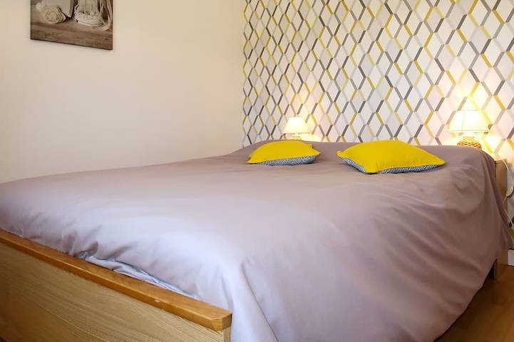 Gîte pour 4 personnes, avec jardin à Goulien - 2