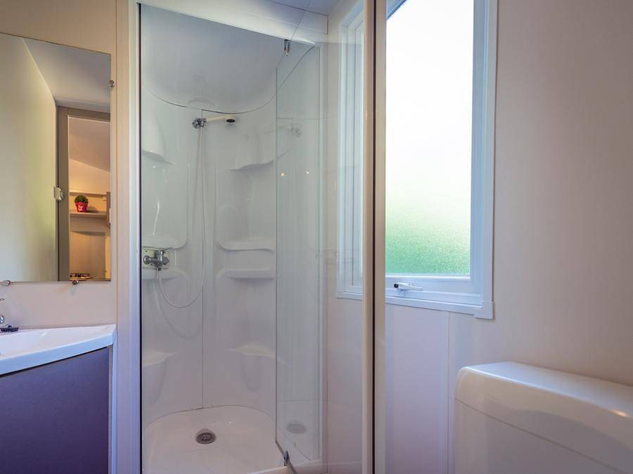 Camping Sites et Paysages - L'Etang de Brissac  - Mobilhome 5 personas - Authion Classic Cottage 2bed. in Brissac-Quincé, Angers region