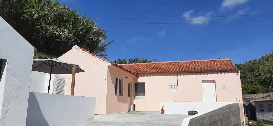 Casa de férias para 5 pessoas, com varanda e vista nos Açores