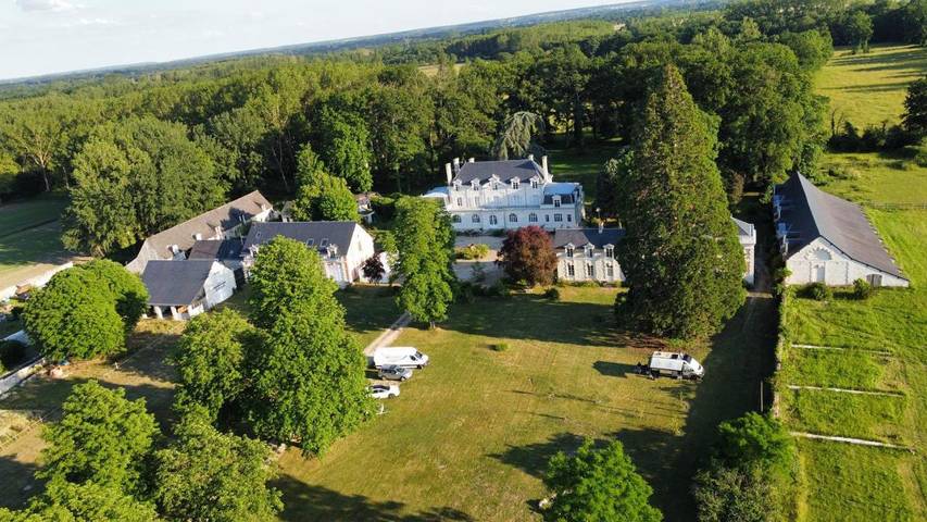 Location de vacances pour 2 personnes, avec vue et jardin à Brain-sur-Allonnes - 3