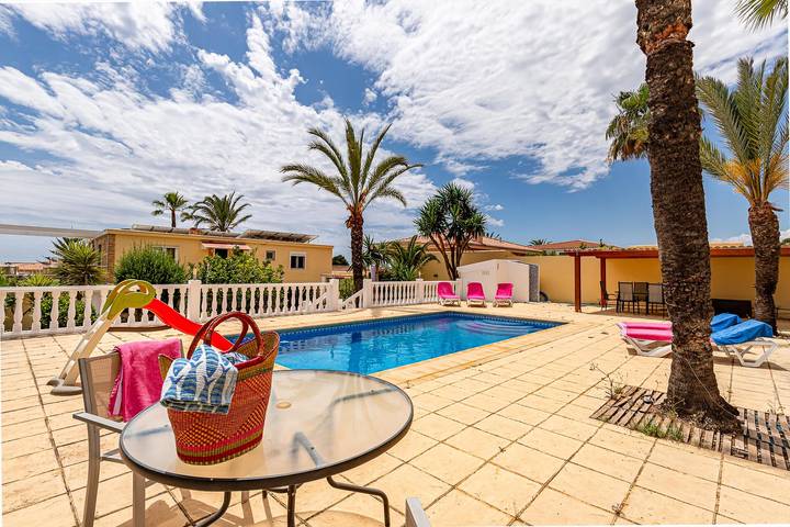 Finca für 10 Personen, mit Garten und Pool in Benidorm