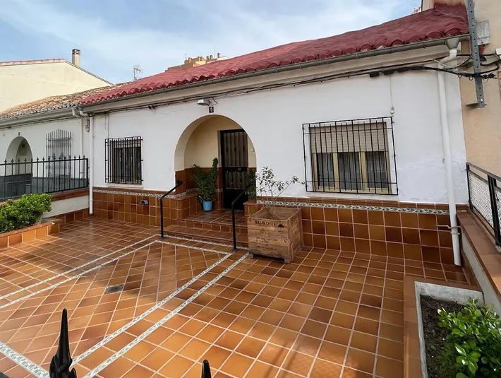 Casa de vacaciones para 7 personas, con vistas y jardín - 1