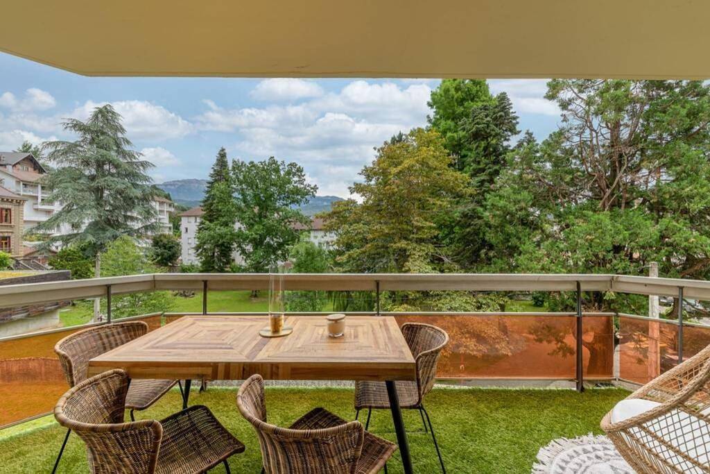 Appartement entier, Le Quintessence: Balnéo & Luminothérapie + parking in Voiron, Isère