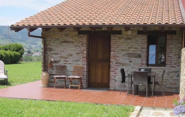 Casa rural para 5 personas, con Terraza además de Jardín y Vistas en Cudillero