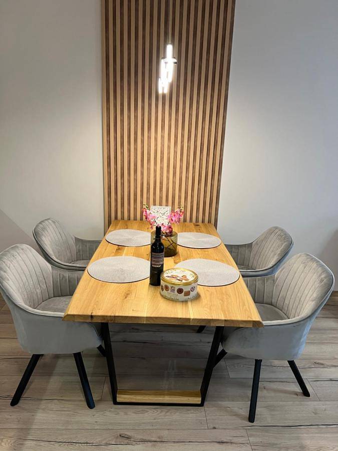 Gîte pour 4 personnes, avec vue ainsi que terrasse et piscine dans Bansko - 3