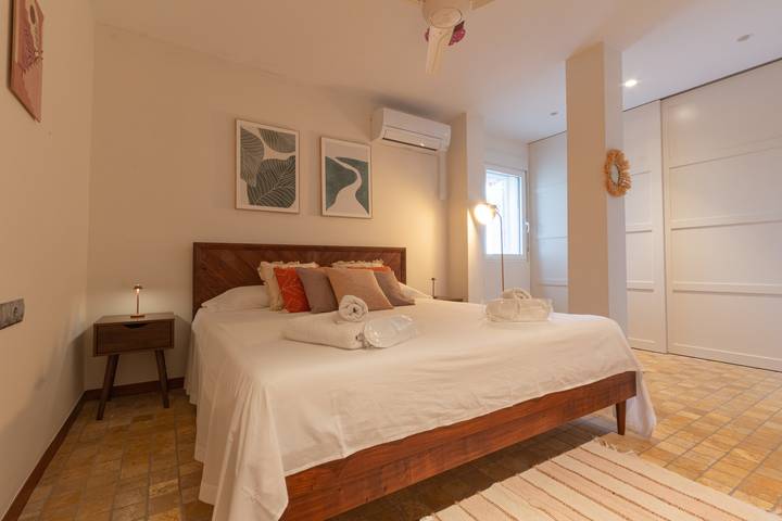Location de vacances pour 6 personnes, avec Terrasse et Jardin à Elche - 4