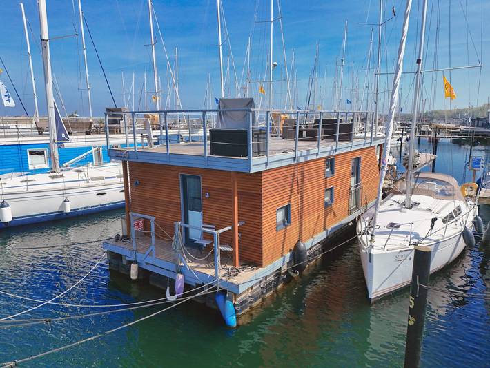 Hausboot für 4 Personen, mit Terrasse in Heiligenhafen - 3