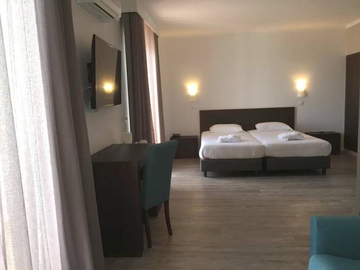 Hôtel pour 2 personnes, avec sauna et terrasse ainsi que jacuzzi et piscine à Porto Moniz - 4