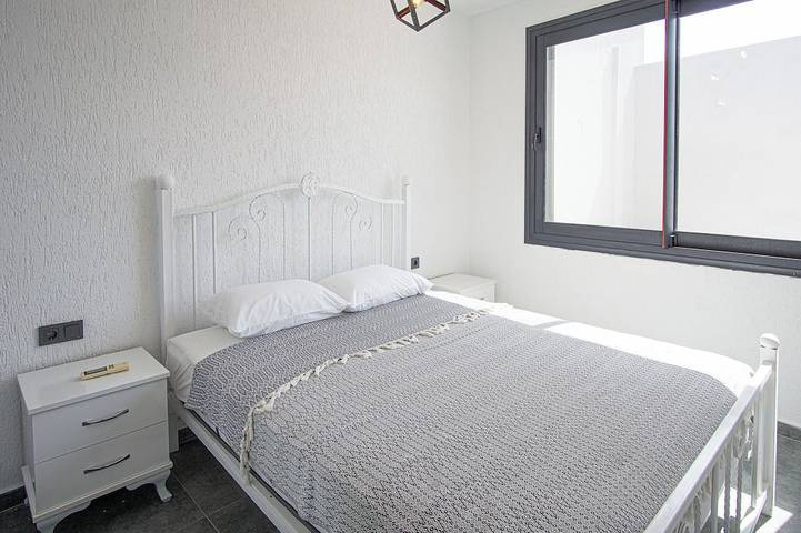 4 Bedroom Villa with a private pool and incredible views in Bodrum, Türkische Ägäis