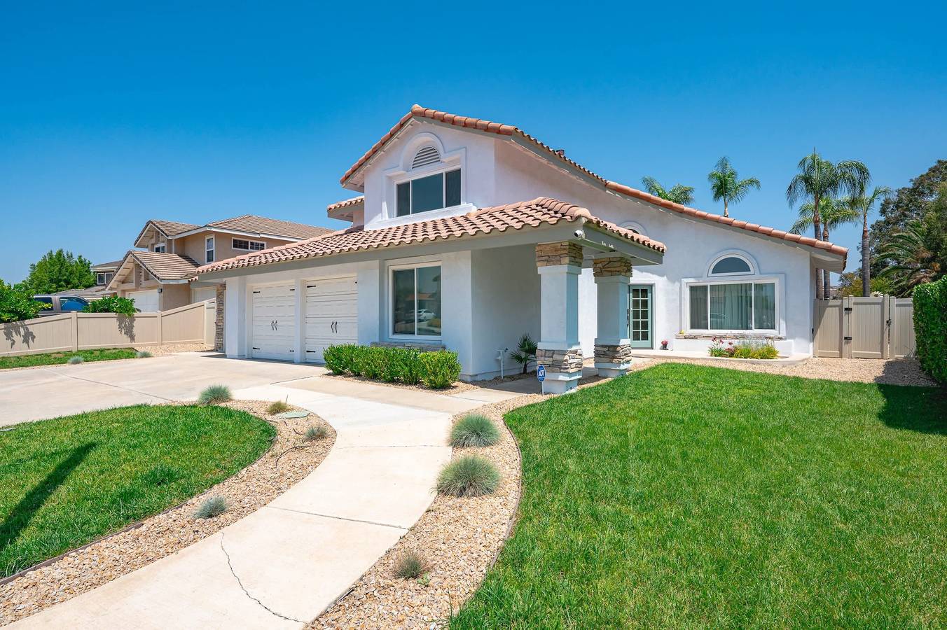 Luxe Spacious Home Near Parks Fully Equipped in Riverside County