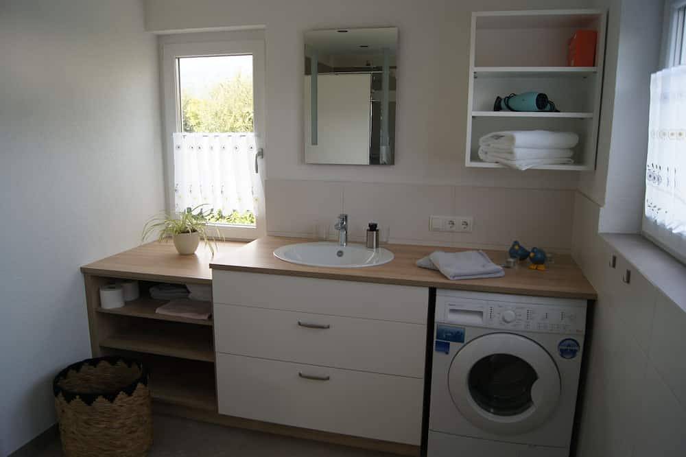 Ganze Wohnung, Ferienwohnung Beate in Höchst am Bodensee in Höchst, Bodensee-Vorarlberg