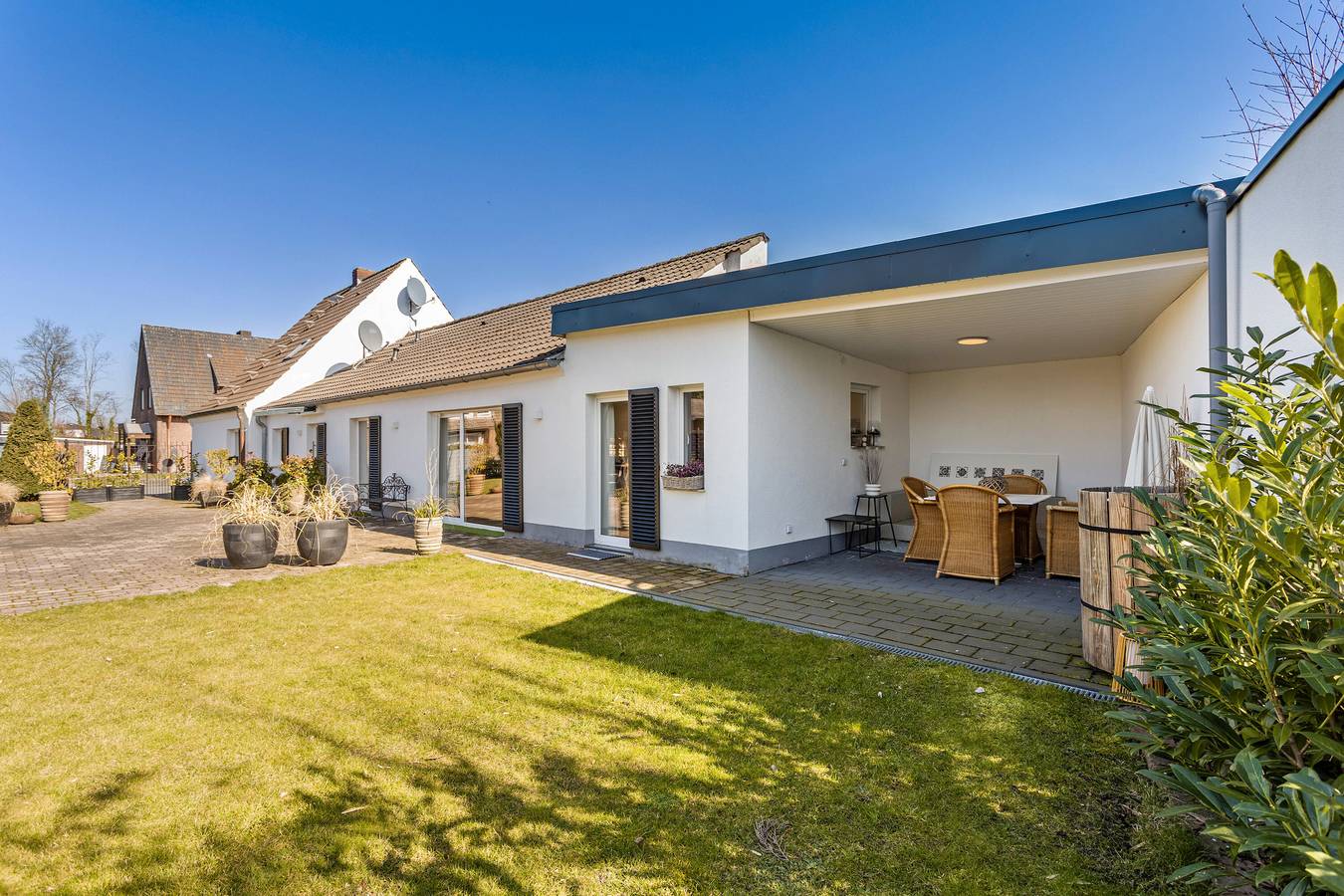 Holiday Home 'Charmantes Haus Für Eine Auszeit' with Private Terrace, Private Garden and Wi-Fi in Ahlen, Münsterland