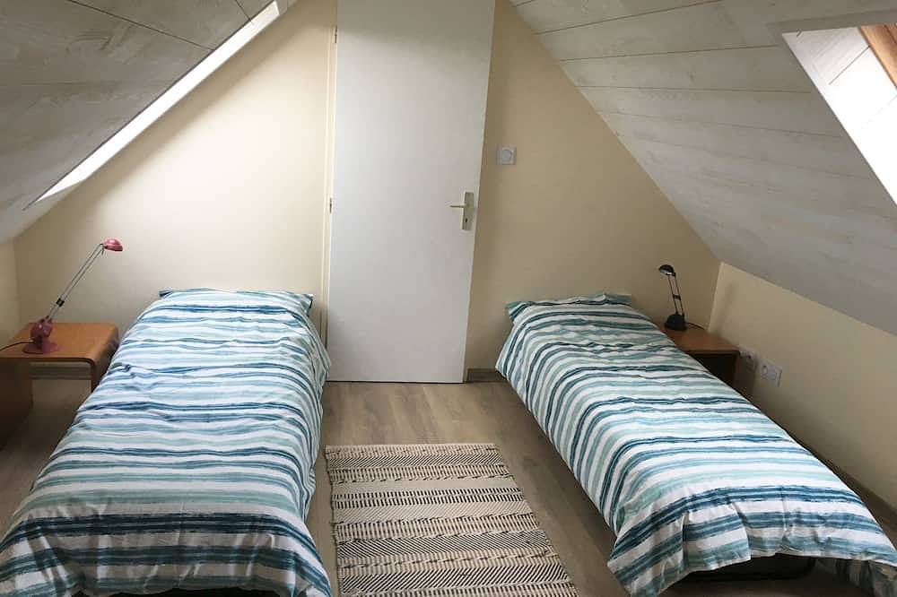 Maison de campagne proche de la mer et plages in Saint-Pol-de-Léon, Ceinture Dorée