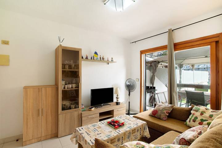 Apartamento entero, Apartamento de vacaciones 'Residencial Sol Suite 2' con vistas al mar, piscina compartida y Wi-Fi in Puerto Rico (Gran Canaria), Mogán