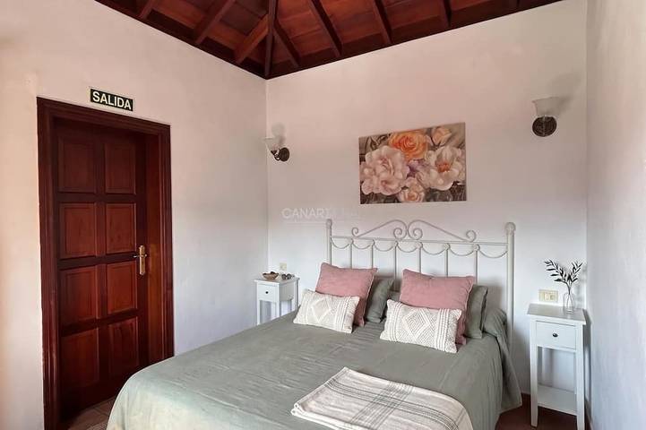 Casa Pedro: Confort y Tranquilidad con Vistas a La Caldera en La Palma in Tazacorte, La Palma Sur