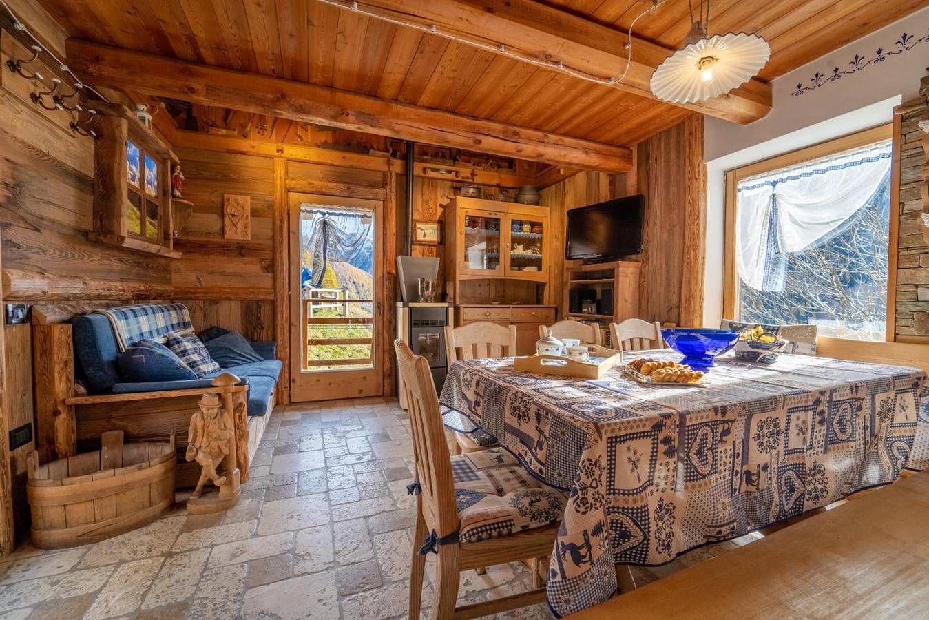 Chalet 'Baita Mas Sternai Nel Parco' mit Bergblick, privatem Garten und Wlan in Rabbi, Nationalpark Stilfser Joch