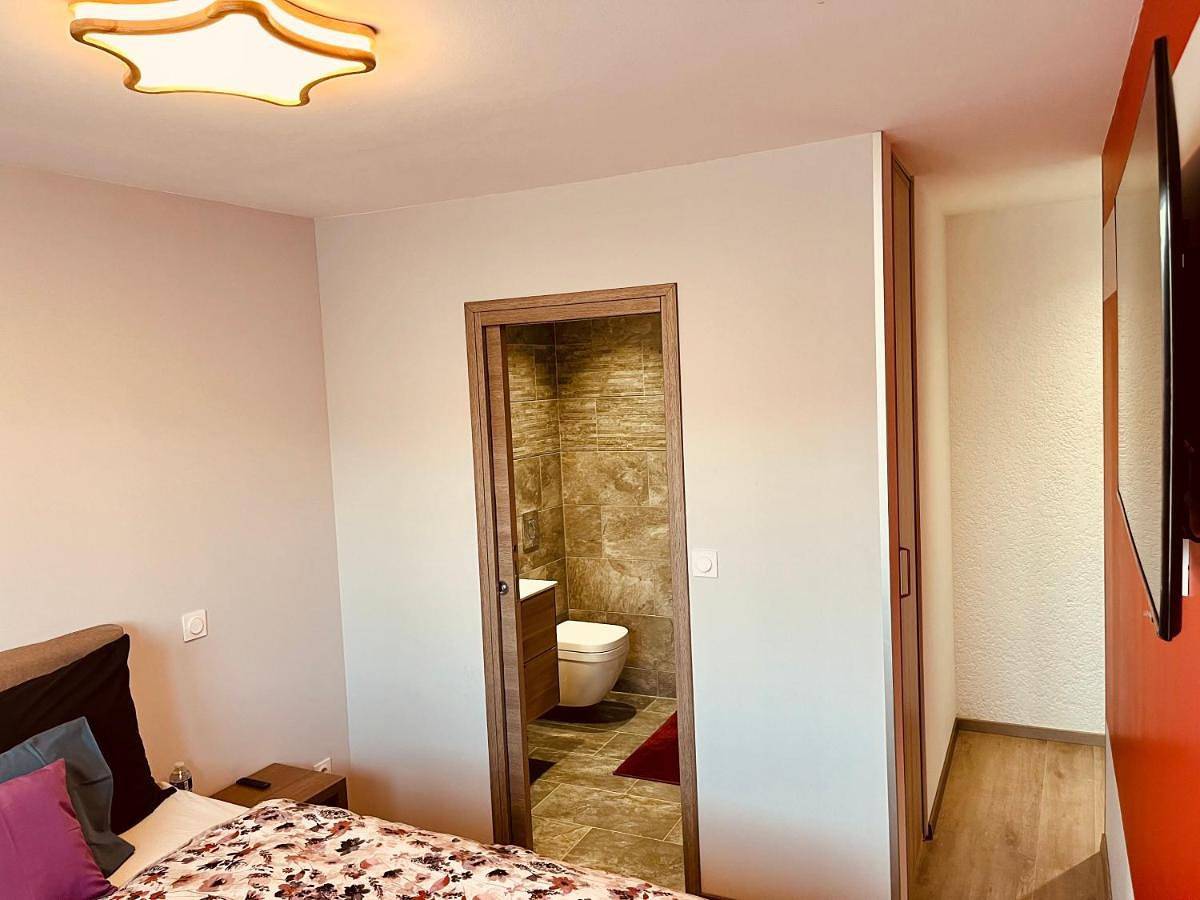 Appartement de vacances entier, Deluxe Double Room with Shower in Carbonne, Haute-Garonne
