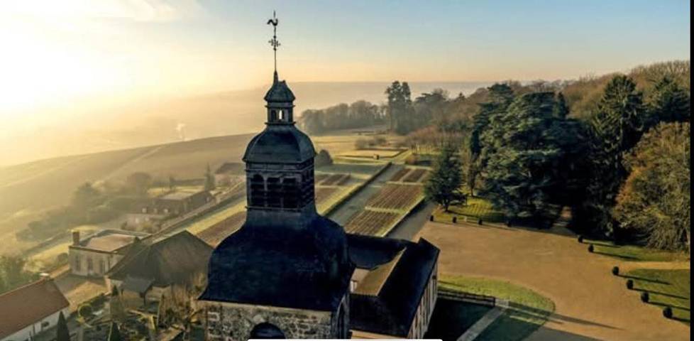 Chambre d’hôte pour 2 personnes, avec vue ainsi que terrasse et jardin
