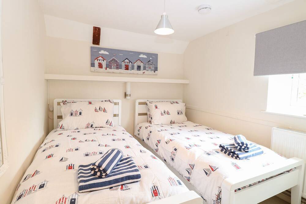 Compass Cottage, pet friendly, with open fire in Sheringham in Bodham, Norfolk Coast
