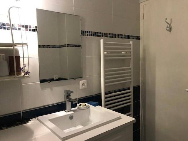 Gîte pour 5 personnes, avec balcon ainsi que vue et vue sur le lac dans Publier Amphion - 4