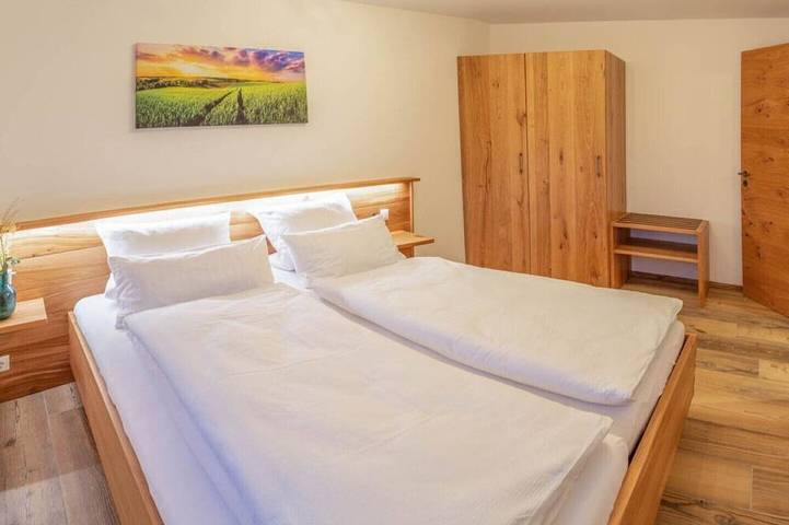 Ferienwohnung für 5 Personen, mit Terrasse und Garten in Rosenheim - 2