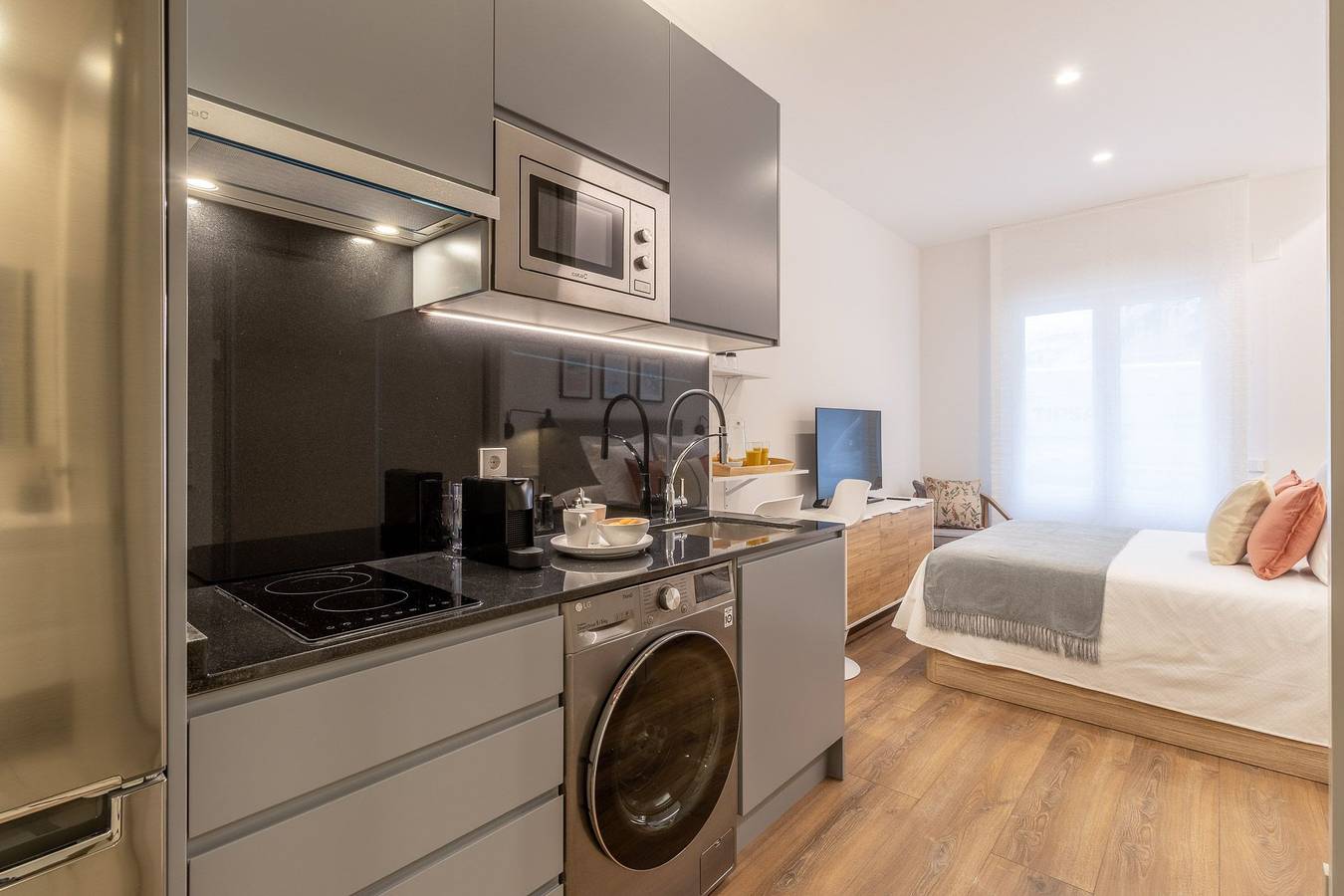 Charming Studio for Two in Beautiful Chamberí in Chamberí (Madrid), Madrid