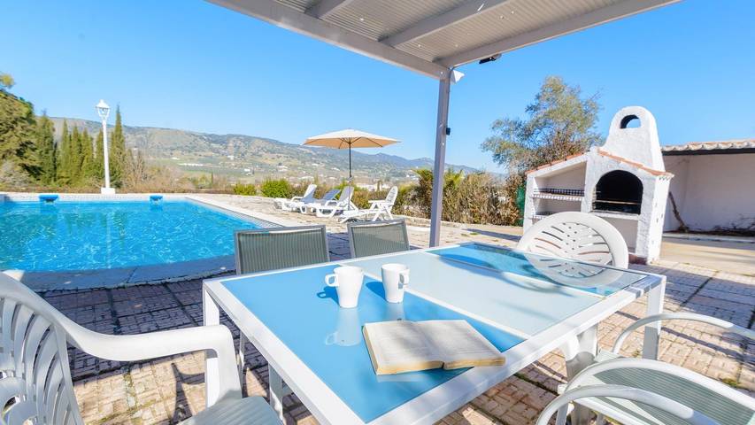 Finca für 8 Personen, mit Pool und Balkon/Terrasse in Ronda - 2