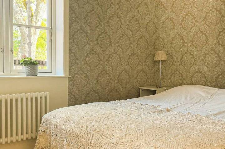 Historisches Großmutterhaus inmitten der Natur auf dem Rangsta-Hof in Nynäshamn