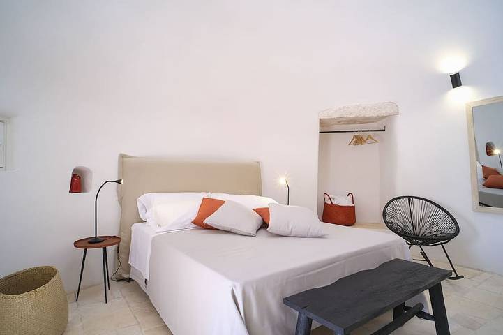 Unveiling Paradise: 6-Bedroom stylish farmhouse with pool in Apulian Countryside in Noci, Bari Province