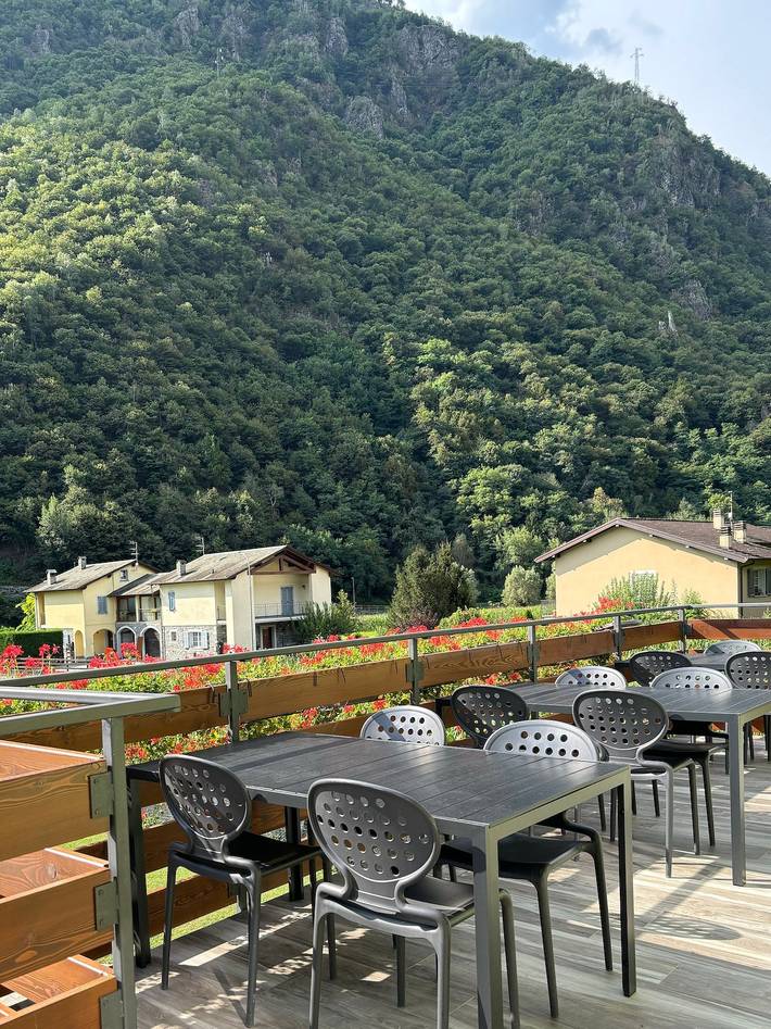 Hel lägenhet, Apartment 'Beatrice' with Mountain View, Wi-Fi and Air Conditioning in Forcola, Valtellina