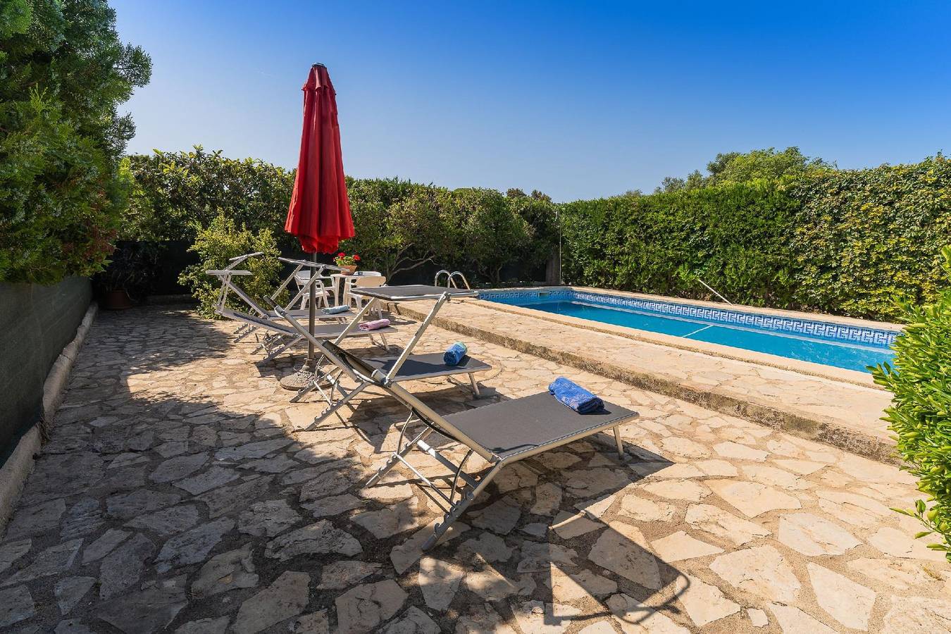 Country holiday villa , private pool, 3 bedrooms,near Buger,  10 minutes drive from beaches in Búger, Majorque l'intérieur des terres