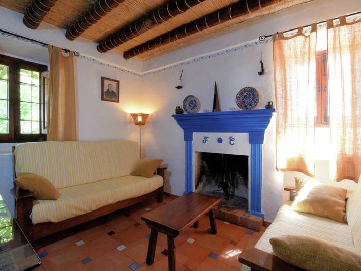 Casa de vacaciones para 6 personas con jardín in Fuentes de Cesna, Algarinejo